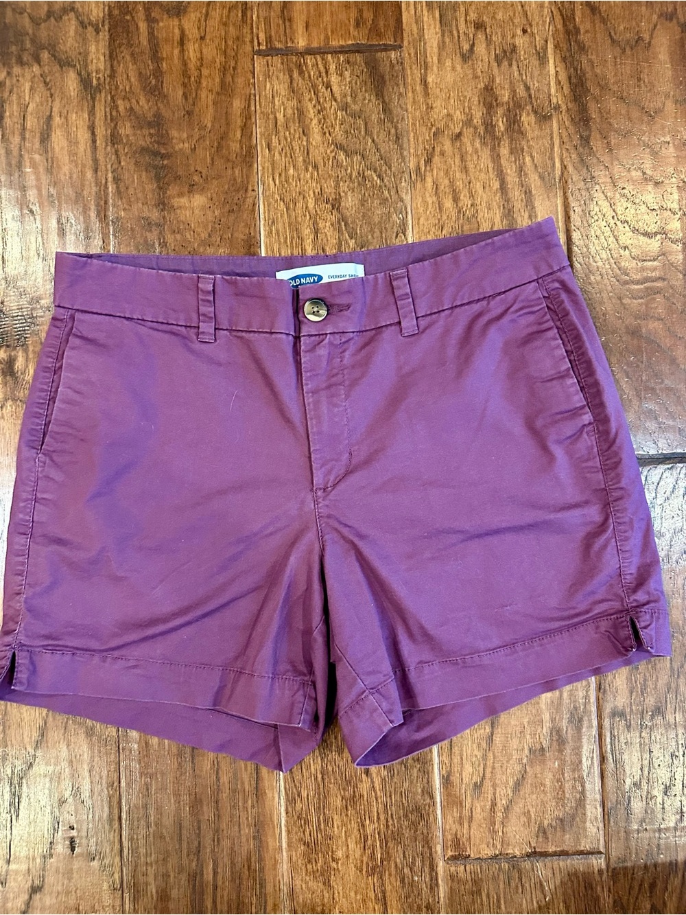 Old Navy Women's Plum Cotton Shorts